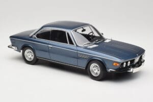 BMW 2800 CS E9 Bleu Métallisé Minichamps 1:18 155028032 Métal Moulé — image 4 sur 6