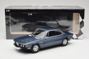 BMW 2800 CS E9 Bleu Métallisé Minichamps 1:18 155028032 Métal Moulé — image 6 sur 6