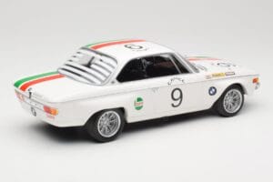 BMW 2800 CS E9 #9 Castrol BMW T. Moorkens / E. Haxhe 24 Hours of Spa 1971 Minichamps 1:18 155712709 Métal Moulé — image 2 sur 6