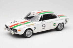 BMW 2800 CS E9 #9 Castrol BMW T. Moorkens / E. Haxhe 24 Hours of Spa 1971 Minichamps 1:18 155712709 Métal Moulé