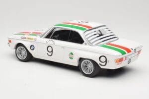 BMW 2800 CS E9 #9 Castrol BMW T. Moorkens / E. Haxhe 24 Hours of Spa 1971 Minichamps 1:18 155712709 Métal Moulé — image 5 sur 6