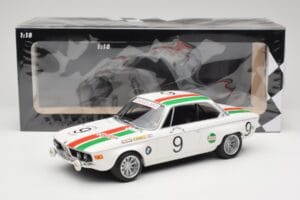 BMW 2800 CS E9 #9 Castrol BMW T. Moorkens / E. Haxhe 24 Hours of Spa 1971 Minichamps 1:18 155712709 Métal Moulé — image 6 sur 6
