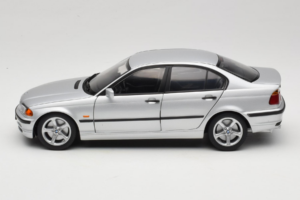BMW 3 Series E46 Argent UT Models 1:18 80439421535 Métal Moulé — image 4 sur 8