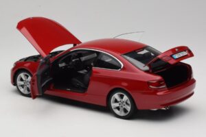 BMW 3 Series E92 Rouge Kyosho 1:18 80430407219 Métal Moulé — image 5 sur 8