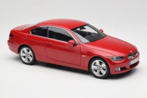 BMW 3 Series E92 Rouge Kyosho 1:18 80430407219 Métal Moulé — image 6 sur 8