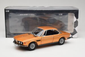 BMW 3.0 CSi E9 Gold Metallic Minichamps 1:18 180029027 Métal Moulé — image 8 sur 8