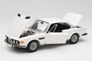 BMW 3.0 CSi E9 Blanc Minichamps 1:18 180029026 Métal Moulé — image 2 sur 8