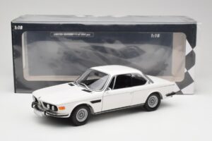 BMW 3.0 CSi E9 Blanc Minichamps 1:18 180029026 Métal Moulé — image 8 sur 8