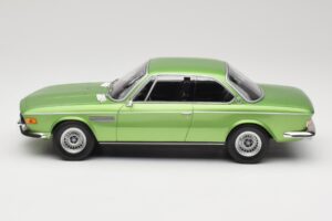 BMW 3.0 CSi E9 Green Metallic Minichamps 1:18 155028034 Métal Moulé — image 3 sur 6