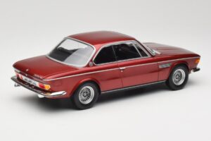 BMW 3.0 CSi E9 Red Metallic Minichamps 1:18 155028031 Métal Moulé — image 2 sur 6