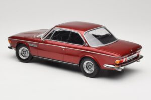 BMW 3.0 CSi E9 Red Metallic Minichamps 1:18 155028031 Métal Moulé — image 5 sur 6