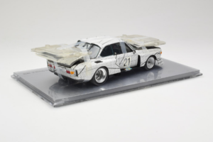 BMW 3.0 CSL Art Car Frank Stella Minichamps 1:18 80430150928 Métal Moulé — image 3 sur 6