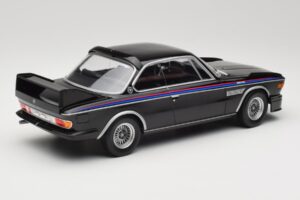 BMW 3.0 CSL E9 Noir Minichamps 1:18 155028134 Métal Moulé — image 2 sur 6