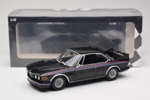 BMW 3.0 CSL E9 Noir Minichamps 1:18 180029025 Métal Moulé — image 8 sur 8