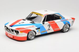 BMW 3.0 CSL E9 #2 Luigi Racing A. de Fierlant / P. Xhenceval Winners 24 Hours of Spa 1975 Minichamps 1:18 155752602 Métal Mou