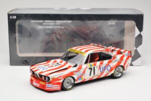 BMW 3.0 CSL E9 #71 Luigi Racing P. Xhenceval / J. Dieudonné 24 Hours of Le Mans 1977 Minichamps 1:18 155772571 Métal Moulé — image 6 sur 6