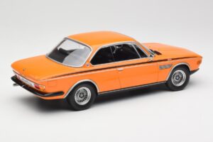 BMW 3.0 CSL E9 Orange Minichamps 1:18 155028131 Métal Moulé — image 2 sur 6
