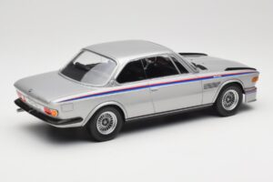 BMW 3.0 CSL E9 Polaris Silver Minichamps 1:18 155028135 Métal Moulé — image 2 sur 6