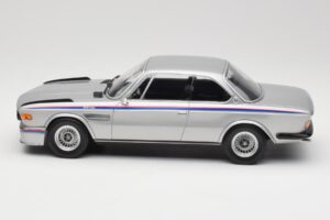 BMW 3.0 CSL E9 Polaris Silver Minichamps 1:18 155028135 Métal Moulé — image 3 sur 6