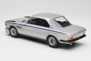 BMW 3.0 CSL E9 Polaris Silver Minichamps 1:18 155028135 Métal Moulé — image 5 sur 6