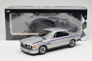 BMW 3.0 CSL E9 Polaris Silver Minichamps 1:18 155028135 Métal Moulé — image 6 sur 6