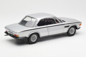 BMW 3.0 CSL E9 Argent Minichamps 1:18 180029020 Métal Moulé — image 3 sur 8