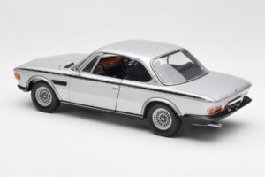BMW 3.0 CSL E9 Argent Minichamps 1:18 180029020 Métal Moulé — image 7 sur 8