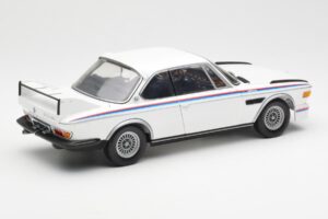 BMW 3.0 CSL E9 Avec Kit Aileron Blanc Minichamps 1:18 180029021 Métal Moulé — image 3 sur 8
