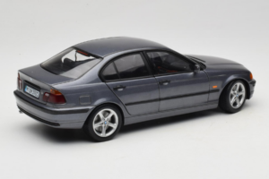BMW 318i E46 Grey Metallic Édition Concessionnaire UT Models 1:18 80430028459 Métal Moulé — image 3 sur 8