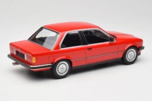 BMW 323i E21 Rouge Minichamps 1:18 155026000 Métal Moulé — image 2 sur 6