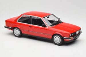 BMW 323i E21 Rouge Minichamps 1:18 155026000 Métal Moulé — image 4 sur 6