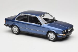 BMW 323i E30 Blue Metallic Minichamps 1:18 155026002 Métal Moulé — image 4 sur 6