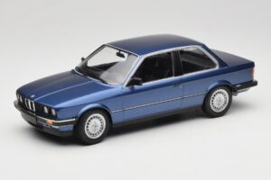 BMW 323i E30 Blue Metallic Minichamps 1:18 155026002 Métal Moulé
