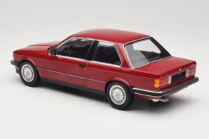 BMW 323i E30 Carmine Minichamps 1:18 155026008 Métal Moulé — image 5 sur 6