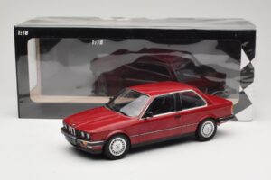 BMW 323i E30 Carmine Minichamps 1:18 155026008 Métal Moulé — image 6 sur 6