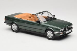 BMW 325i E30 Cabriolet Vert MCG 1:18 MCG18545 Métal Moulé — image 4 sur 6
