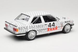 BMW 325i E30 #44 A. Vogt / K. Oestreich Class Winners EG Trophy ETCC Zolder 1986 Minichamps 1:18 155862644 Métal Moulé — image 2 sur 6