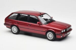 BMW 325i E30 Touring Rouge Metallic Norev 1:18 183218 Métal Moulé — image 4 sur 6