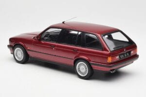 BMW 325i E30 Touring Rouge Metallic Norev 1:18 183218 Métal Moulé — image 5 sur 6