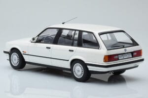 BMW 325i E30 Touring Blanc Édition Limitée Norev 1:18 183217 Métal Moulé — image 5 sur 6