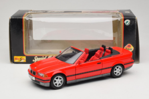 BMW 325i E36 Cabriolet Rouge Maisto 1:18 50229 Métal Moulé — image 8 sur 8