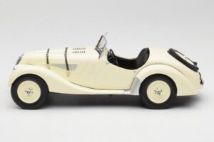 BMW 328 Roadster Blanc Minichamps 1:18 80432411548 Métal Moulé — image 3 sur 6