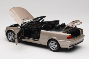 BMW 328i E46 Cabriolet Sand Beige Metallic Kyosho 1:18 80430009756 Métal Moulé — image 6 sur 9