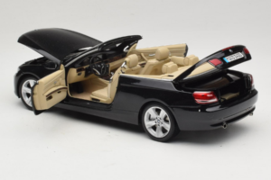 BMW 335i E93 Cabriolet Sapphire Black Kyosho 1:18 80430413375 Métal Moulé — image 5 sur 10