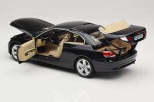 BMW 335i E93 Cabriolet Sapphire Black Kyosho 1:18 80430413375 Métal Moulé — image 6 sur 10