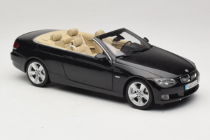 BMW 335i E93 Cabriolet Sapphire Black Kyosho 1:18 80430413375 Métal Moulé — image 8 sur 10