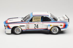 BMW 3.5 CSL #24 H. Stuck / S. Posey 12 Hours of Sebring 1975 Minichamps 1:18 80430139188 Métal Moulé — image 4 sur 8