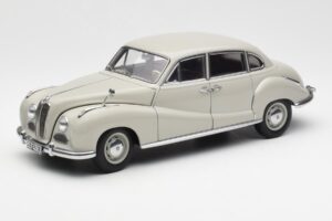 BMW 501 Cortina Gris AUTOart 1:18 80430393098 Métal Moulé