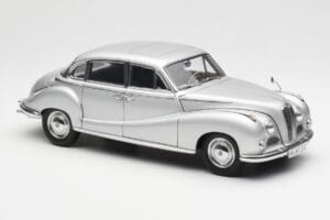 BMW 502 2.6 Luxus Super Argent AUTOart 1:18 70593 Métal Moulé — image 6 sur 8