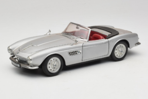 BMW 507 Cabriolet Argent Revell 1:18 8829 Métal Moulé